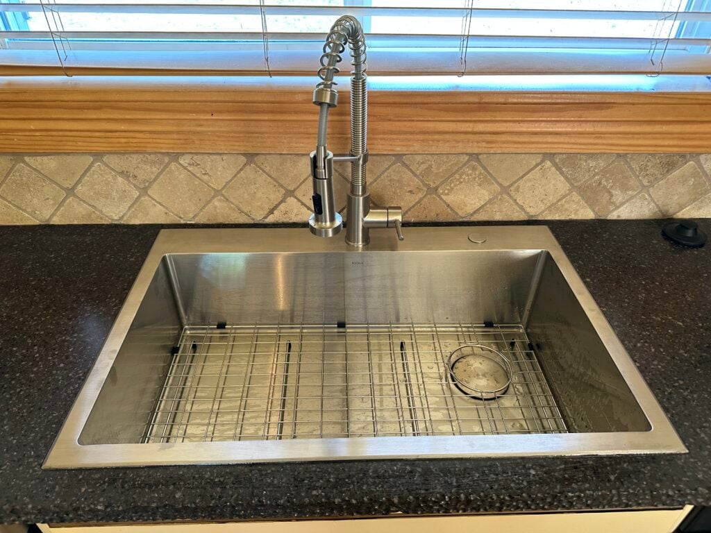 Kitchen Sink Replacement in Rogers